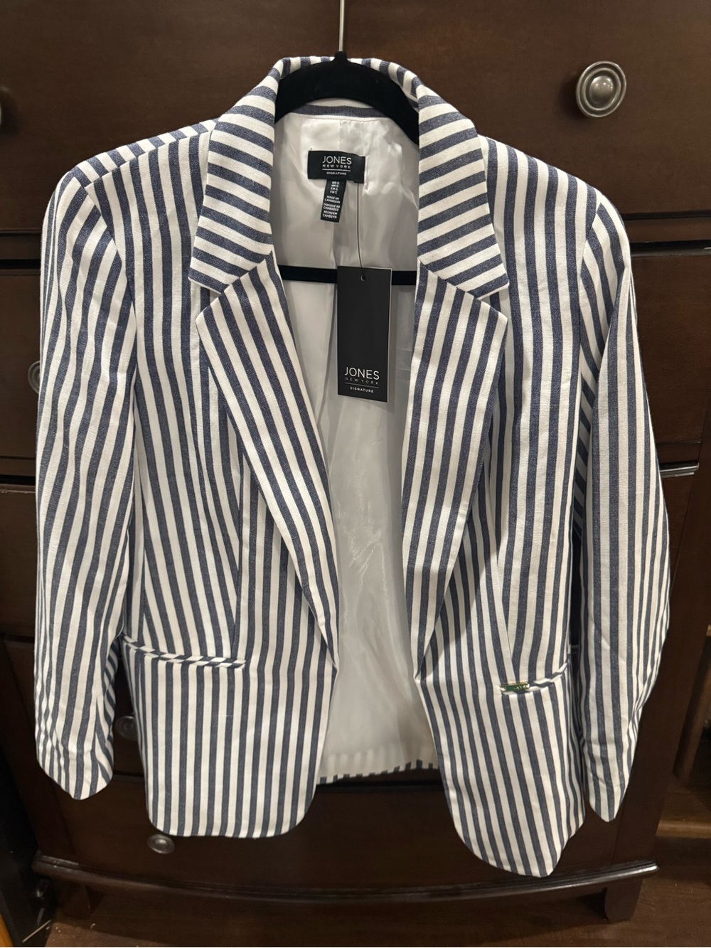 Jones New York Women’s Navy & White Striped Blazer size Small